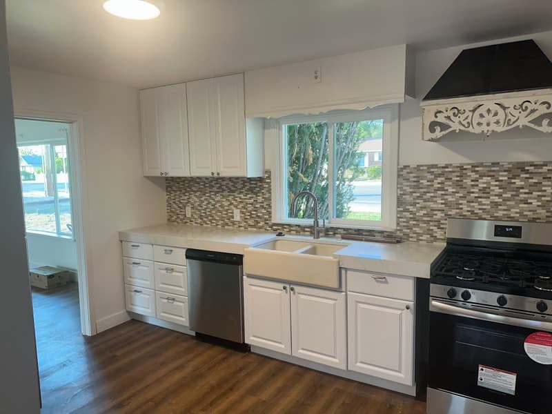 Lehi House: 630 E 900 N