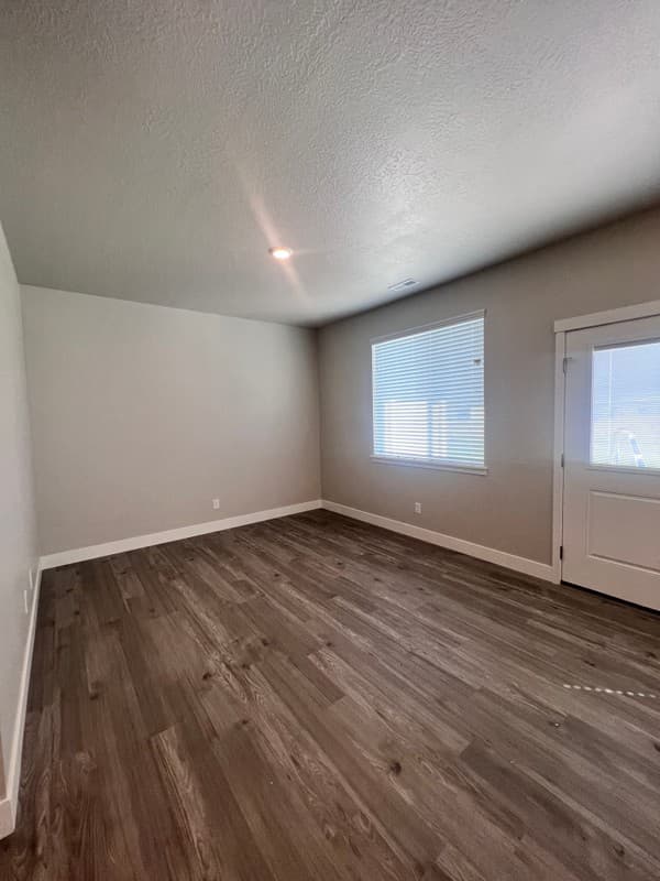 Malad City Townhome: 45 Cedar Ln