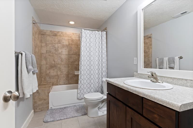 South Jordan House: 10213 S Sacramento Way