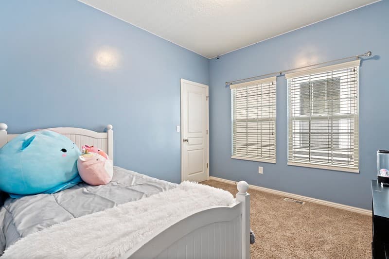 South Jordan House: 10213 S Sacramento Way