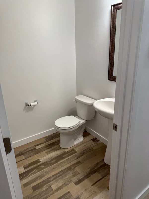 Saratoga Springs House: 354 E Black Creek Ln