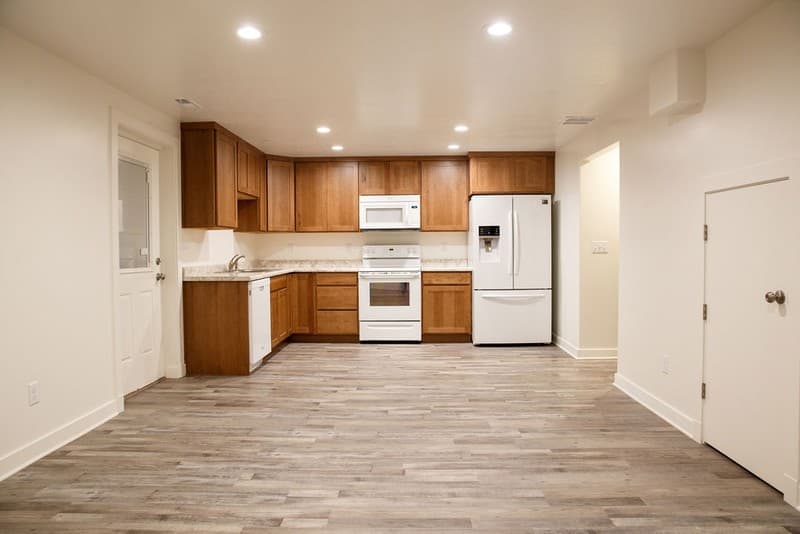 Farmington Multiplex: 1204 Sunrise Ln