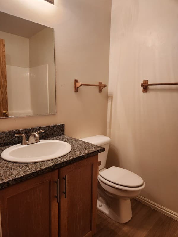 Logan Apartment: 371 E 1225 N
