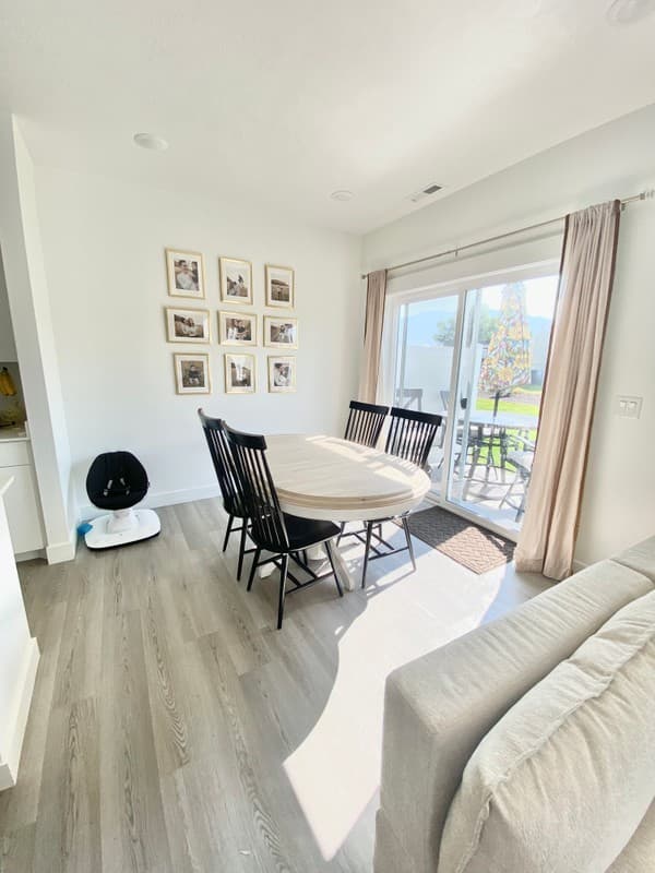 Logan Townhome: 1268 W 1900 S