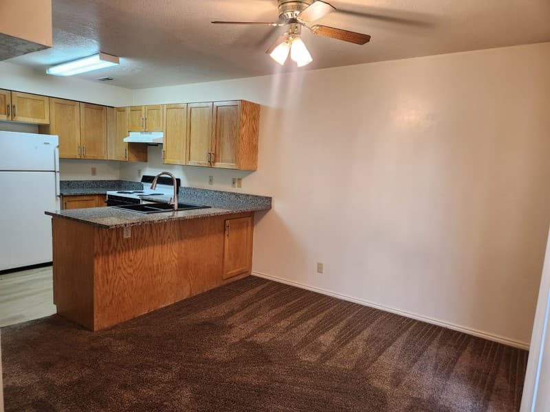 Logan Apartment: 371 E 1225 N