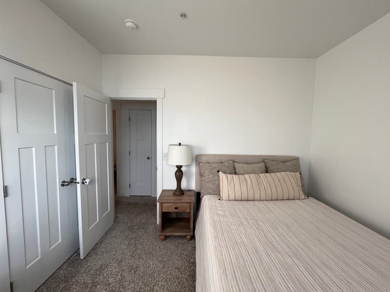 Vineyard Condo: 791 N 380 W
