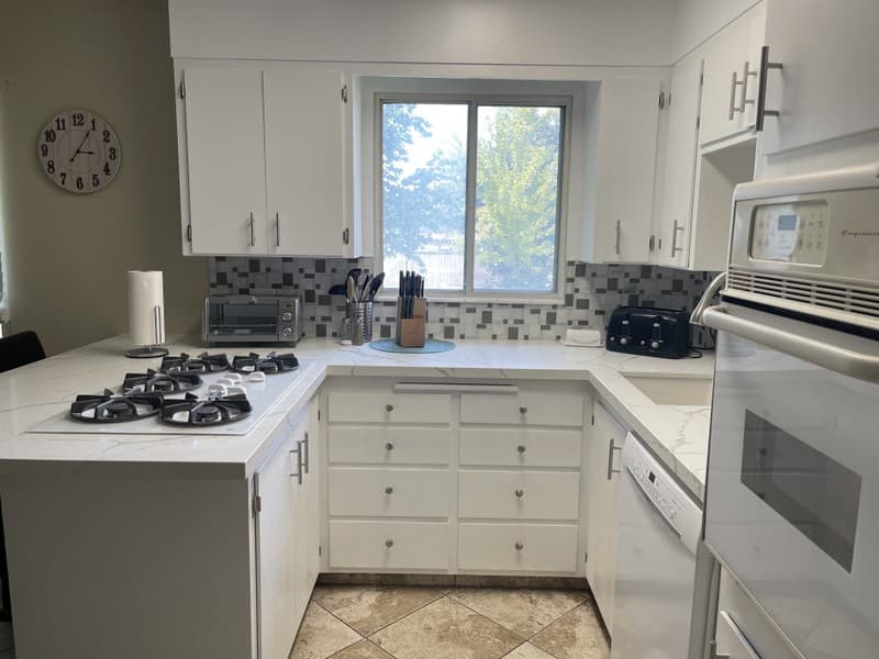 Midvale Single Room: 126 W 7065 S