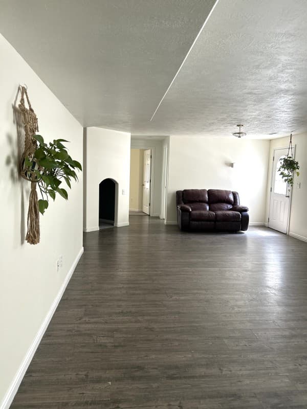 Salt Lake City House: 5665 W Piney View Ct