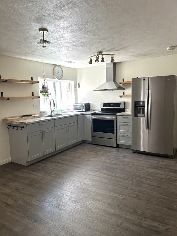 Salt Lake City House: 5665 W Piney View Ct