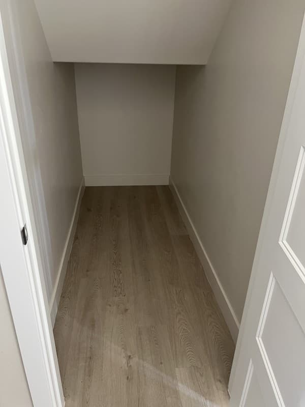 Washington Townhome: 572 E Elmbrook Dr