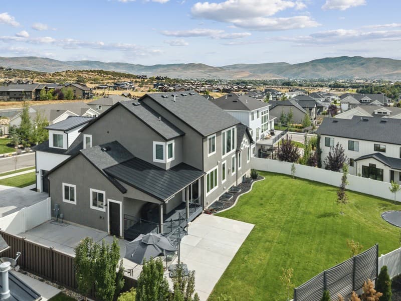Heber City House: 707 N 1490 E