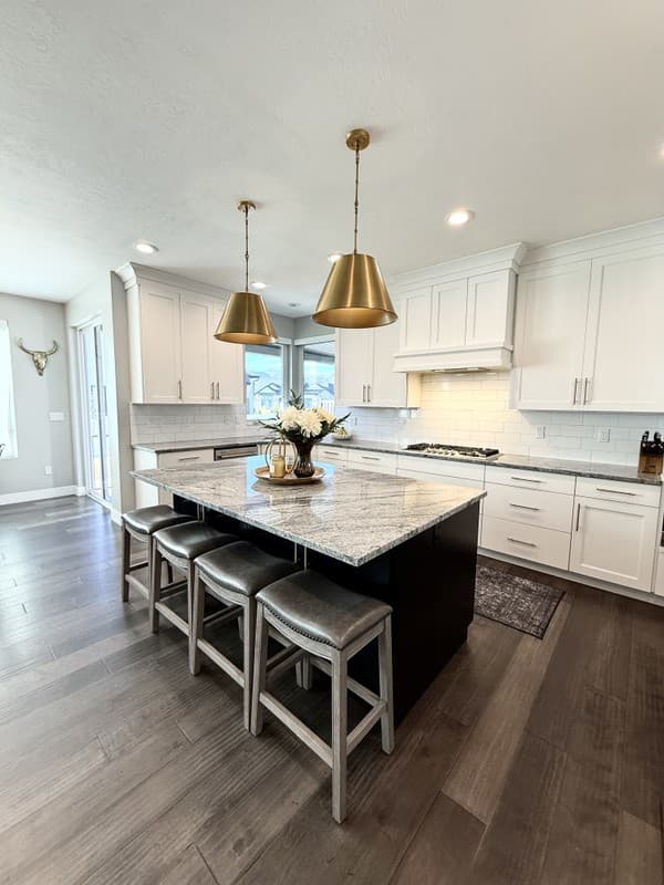 Heber City House: 707 N 1490 E