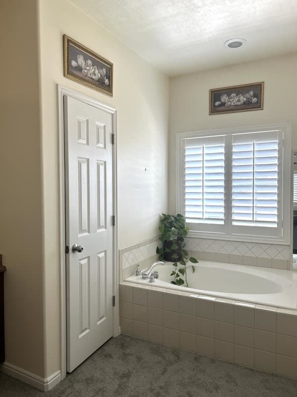 Salt Lake City House: 5665 W Piney View Ct