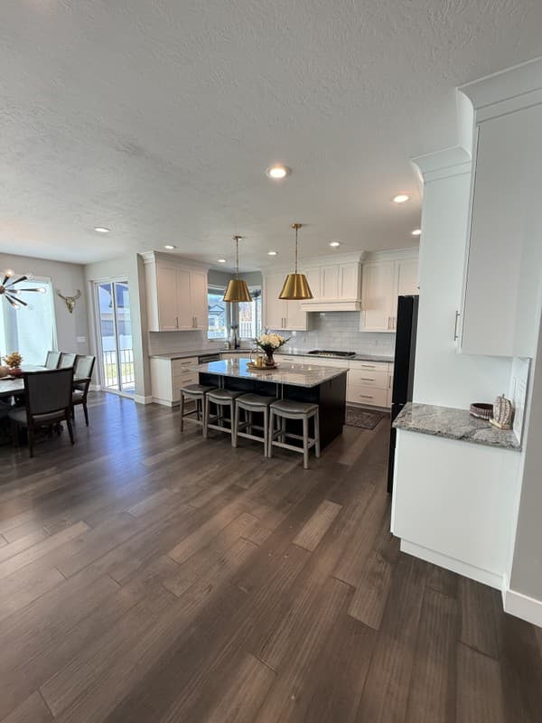 Heber City House: 707 N 1490 E
