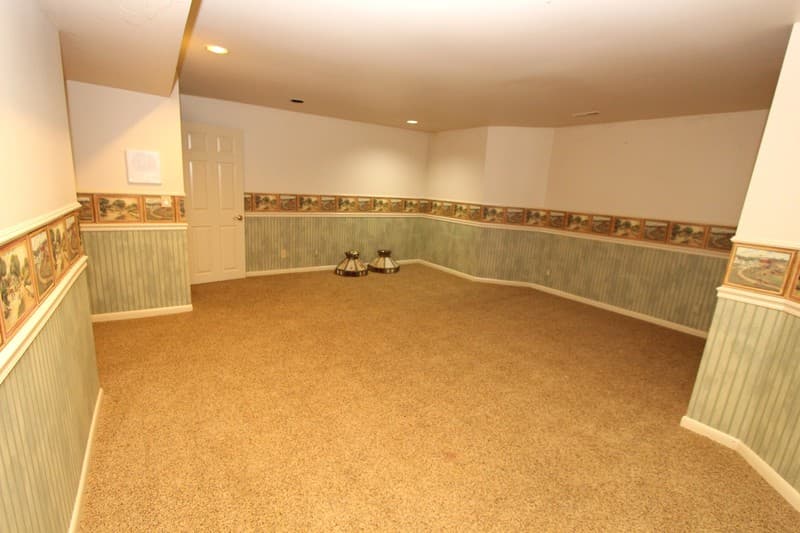 Sandy House: 3333 E Deer Hollow Dr