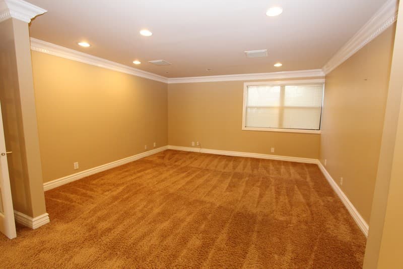 Sandy House: 3333 E Deer Hollow Dr
