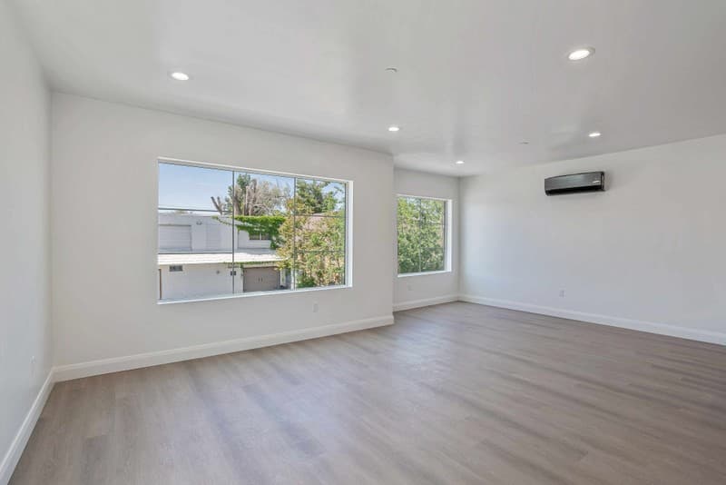 Salt Lake City Townhome: 321 E 2100 S