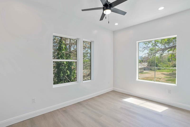 Salt Lake City Townhome: 321 E 2100 S