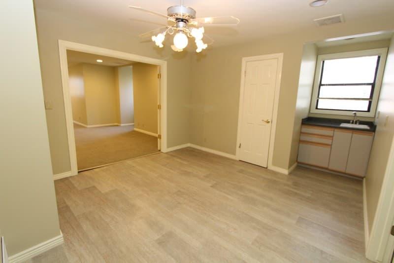 Sandy House: 3333 E Deer Hollow Dr