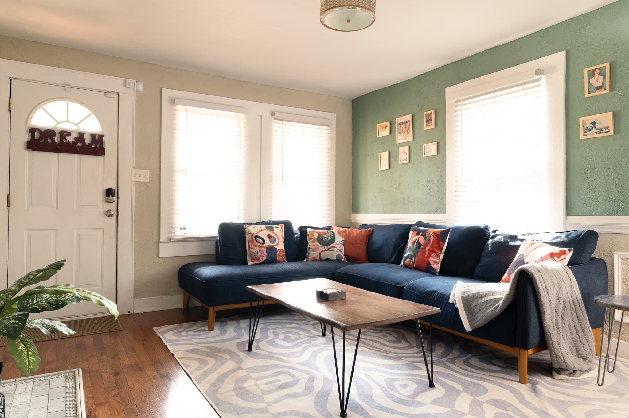 Atlanta House: 953 Garibaldi St SW