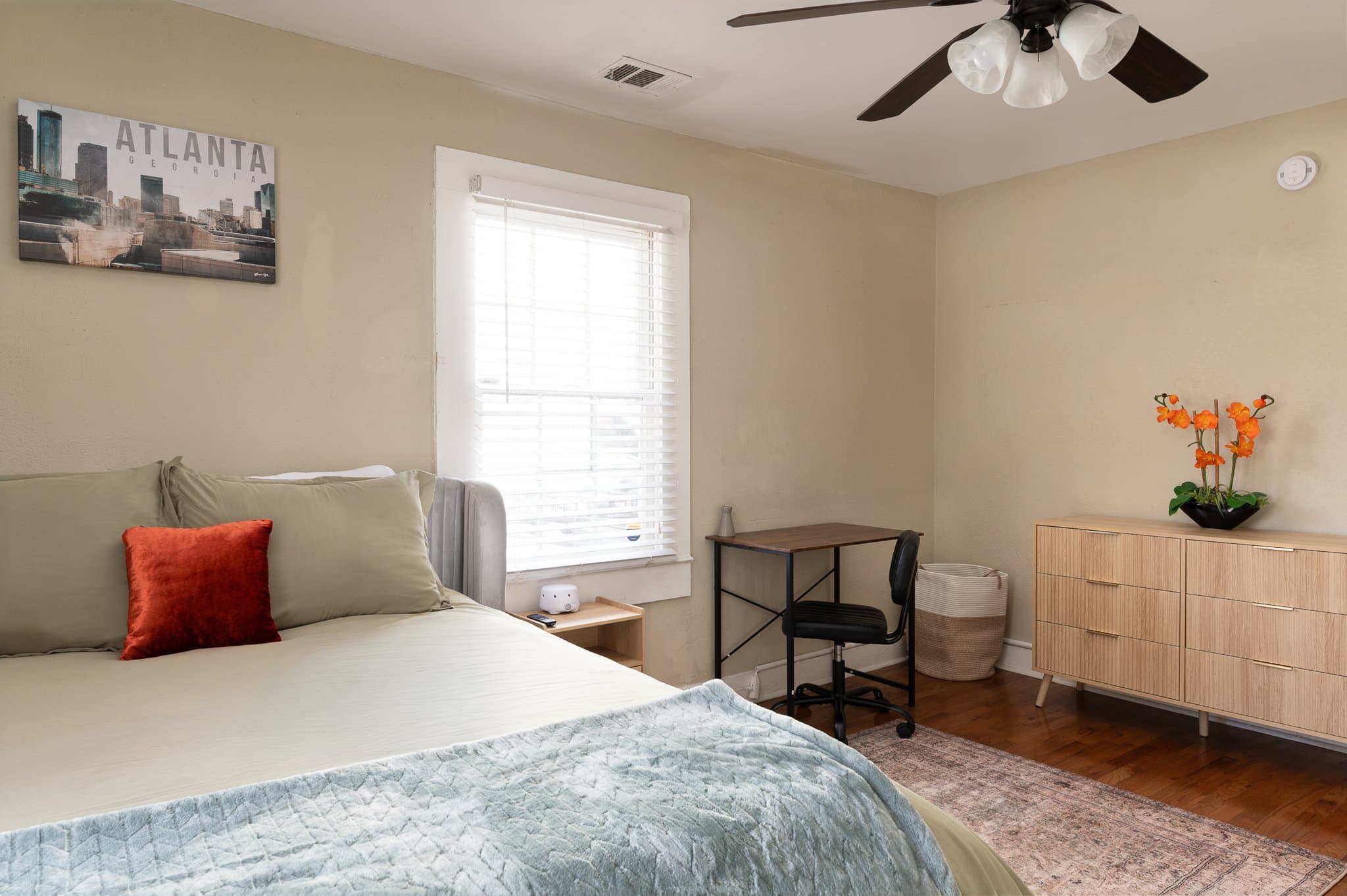 Atlanta House: 953 Garibaldi St SW