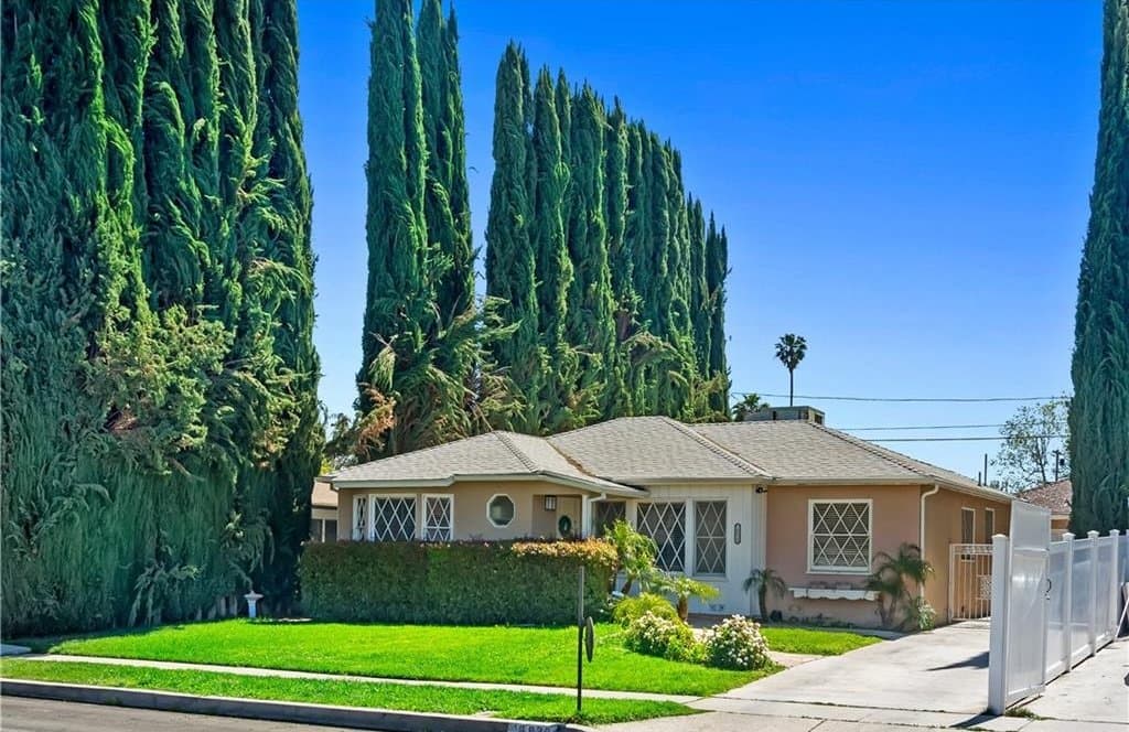 Encino House: 16828 Margate St.