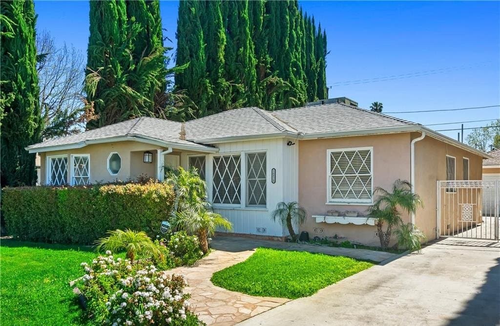 Encino House: 16828 Margate St.