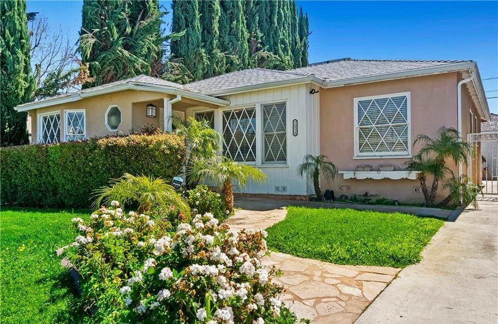 Encino House: 16828 Margate St.