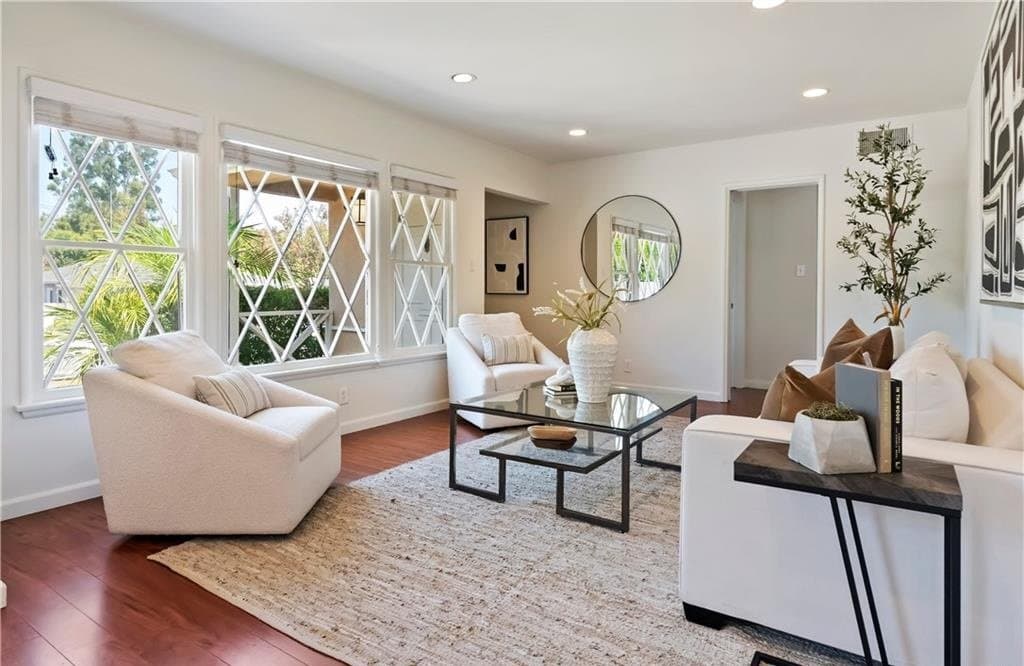 Encino House: 16828 Margate St.