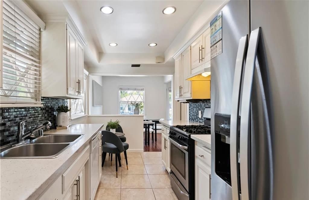 Encino House: 16828 Margate St.