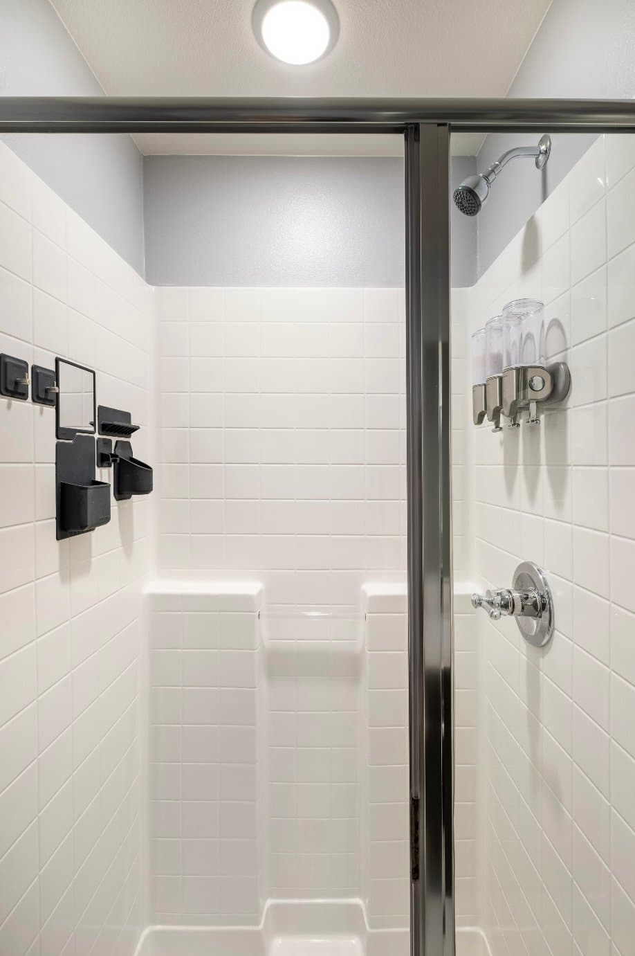 San Diego Single Room: 5150 Calle Sandwaves