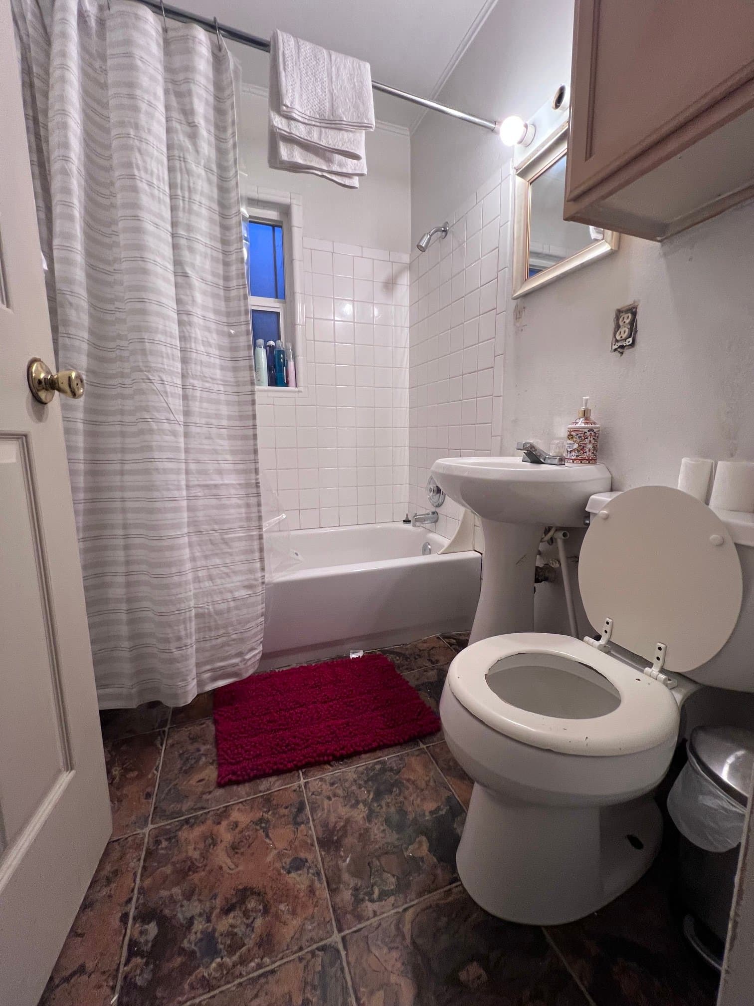 Seattle House: 11630 59th Ave S