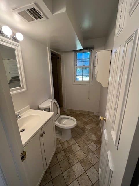Great Falls House: 731 Miller Ave, Great Falls VA