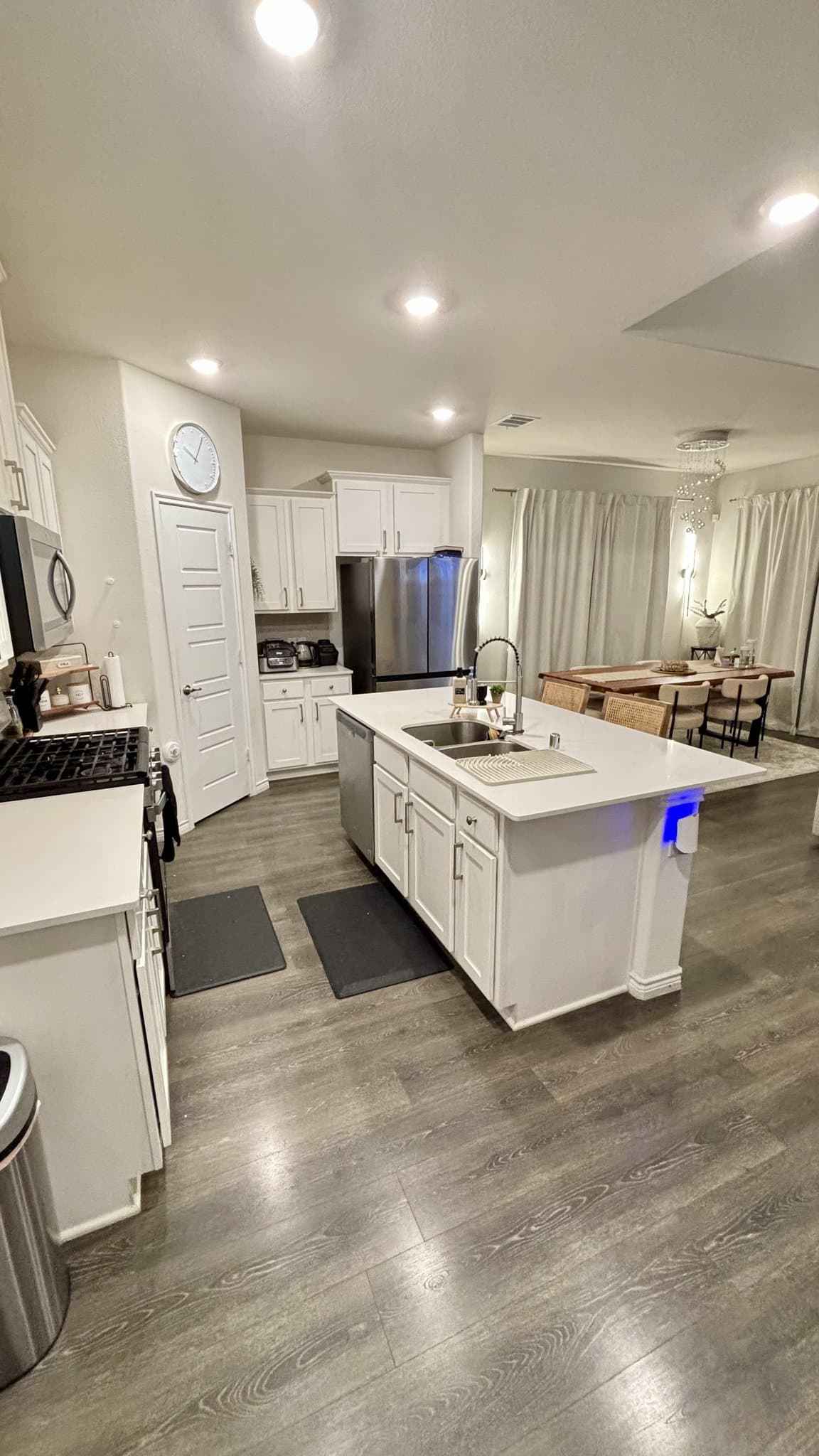 Princeton House: 901 Goldenrod Ln
