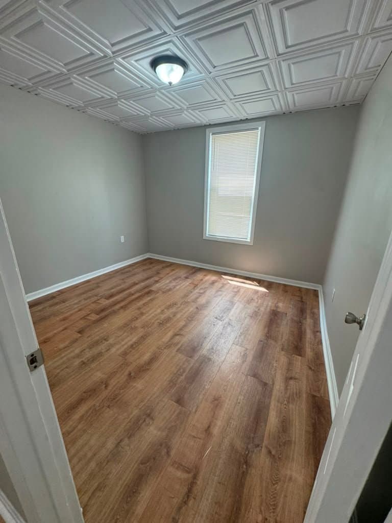 Fall River Apartment: 321 Union St, Unit 3S