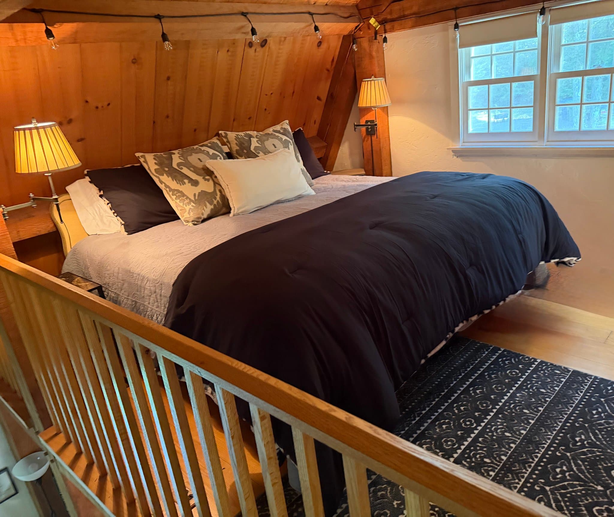 Ridgefield House: 300 Chestnut HIll Road