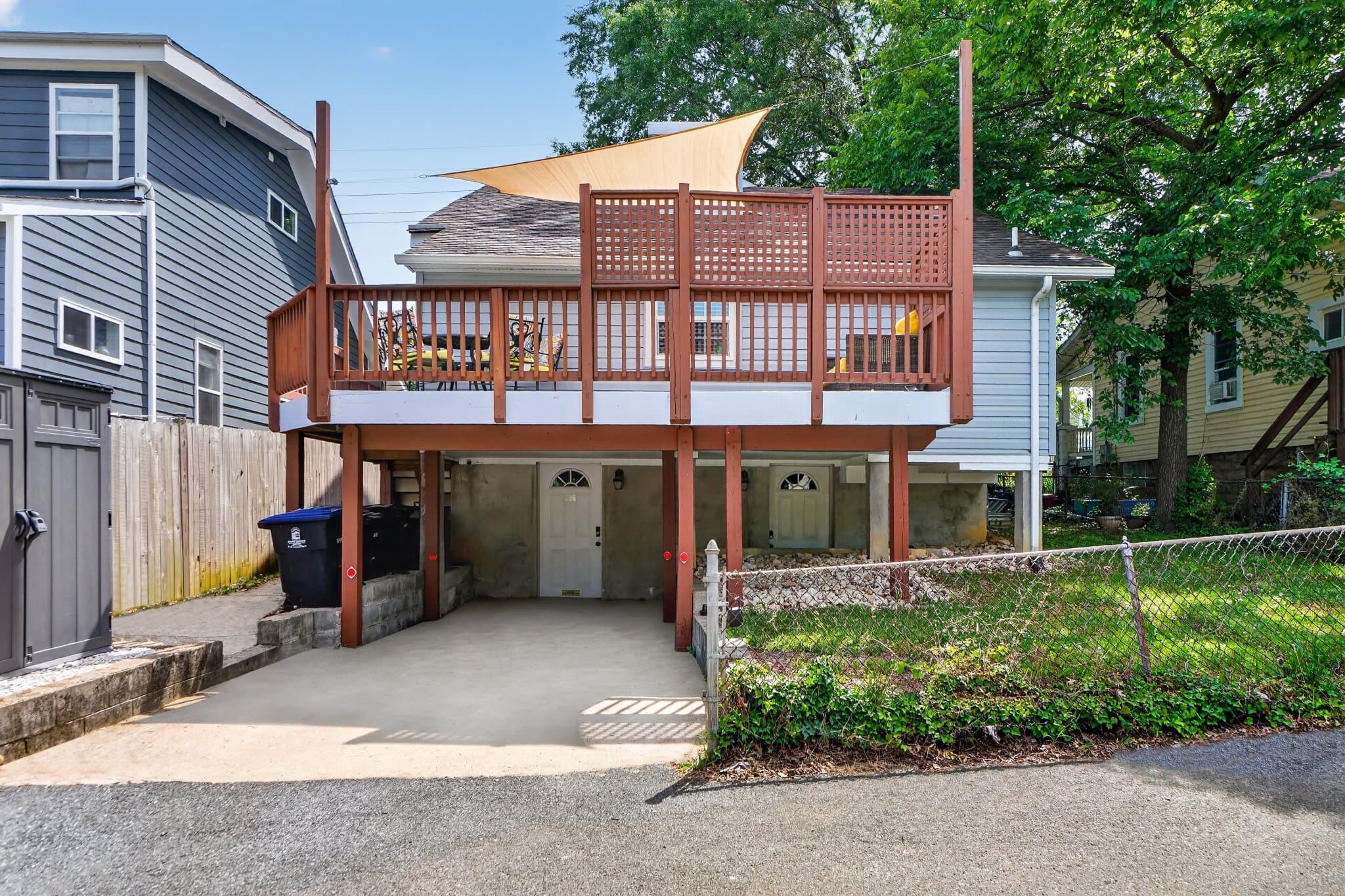 MOUNT RAINIER House: 3615 Eastern Avenue