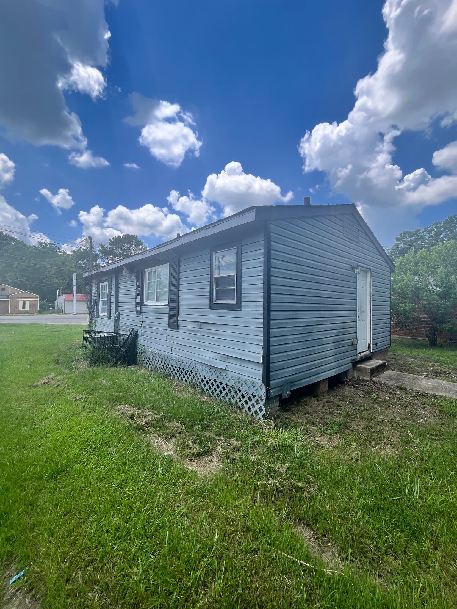 Montgomery House: 3120 Lower Wetumpka Road