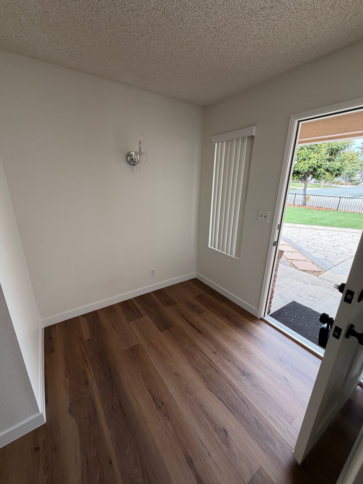 Oceanside House: 1723 Ivy Road
