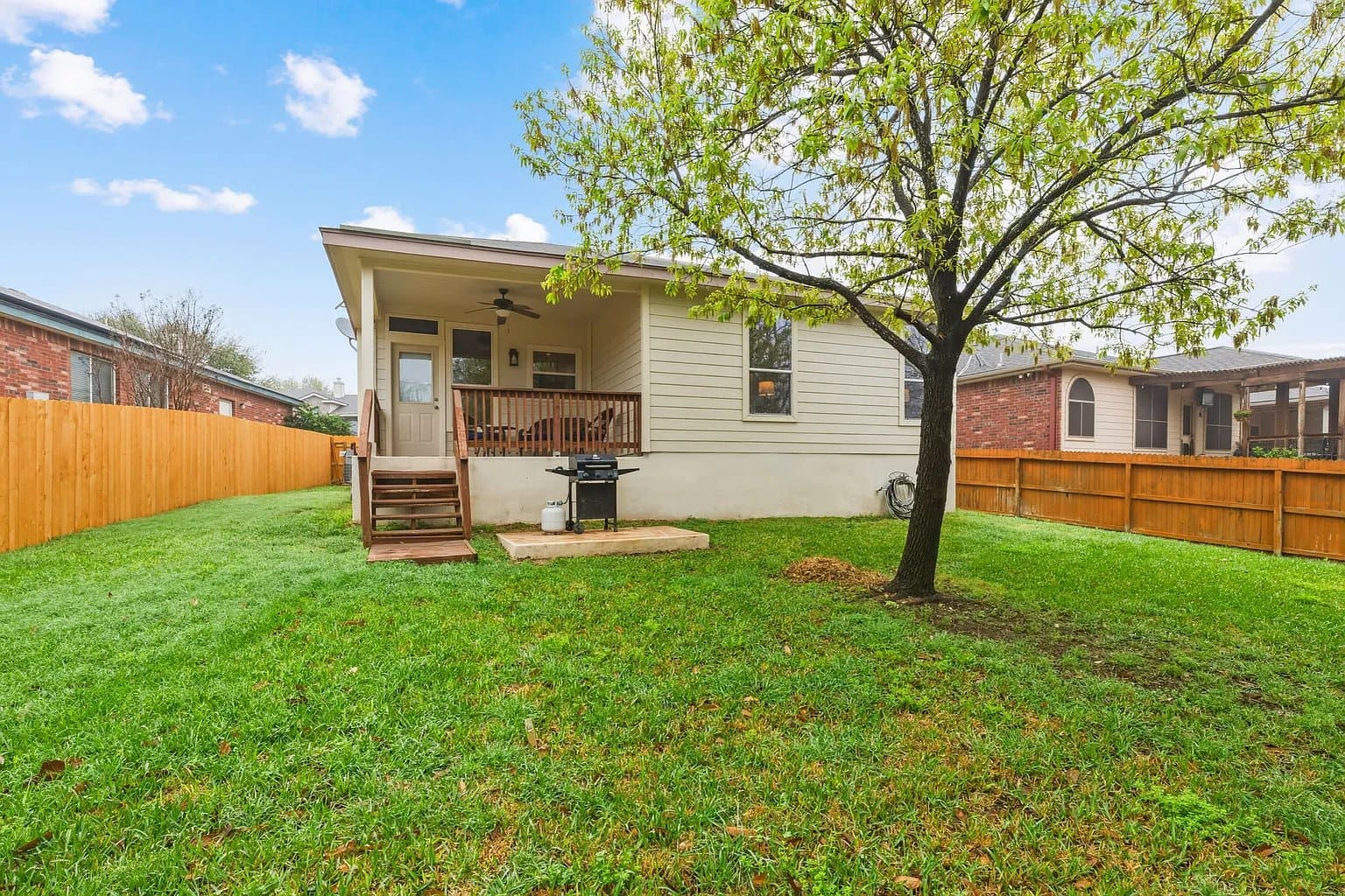 Helotes House: 13523 Topaz Lk