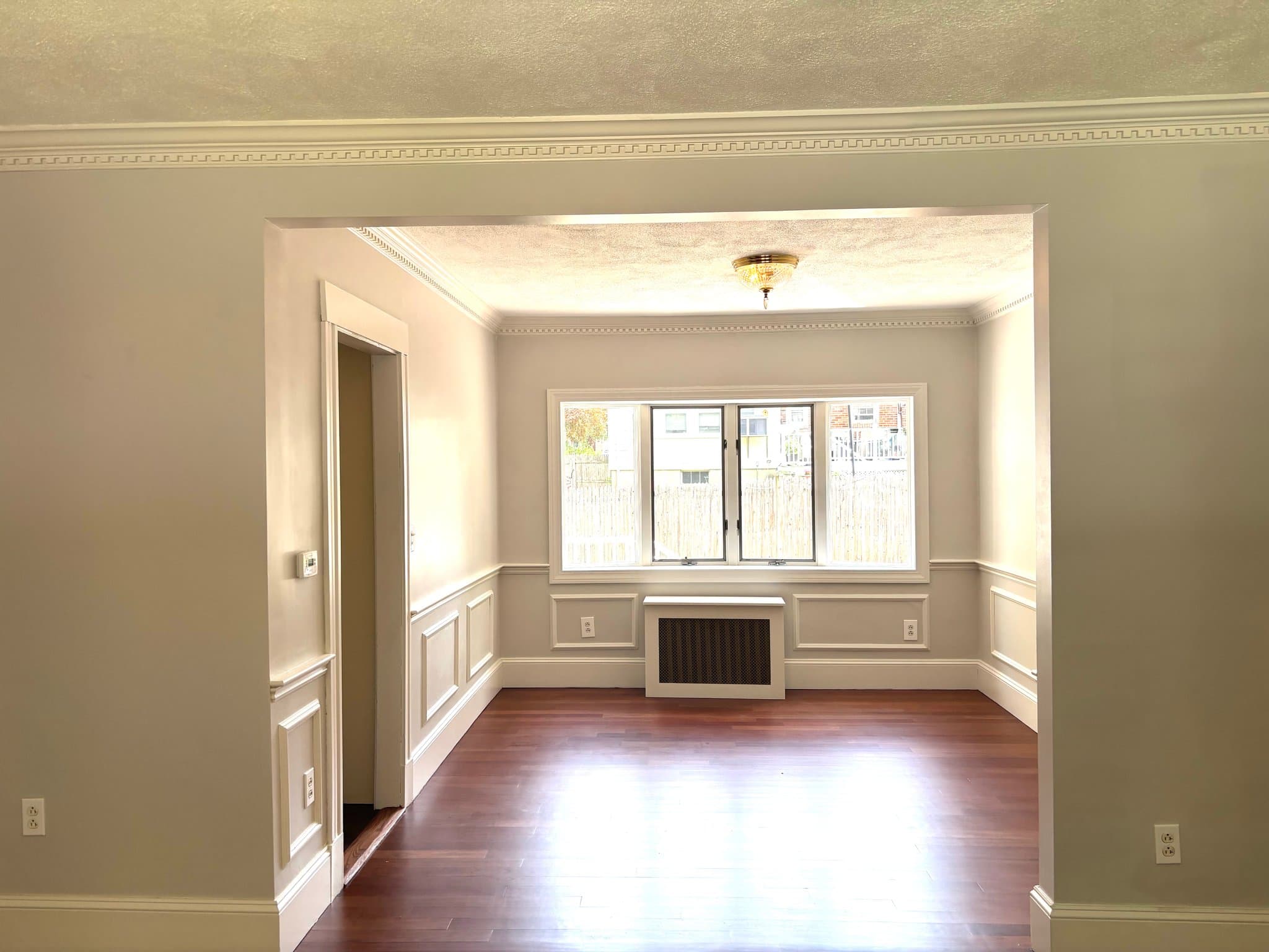 Dedham House: 20 Lower East St
