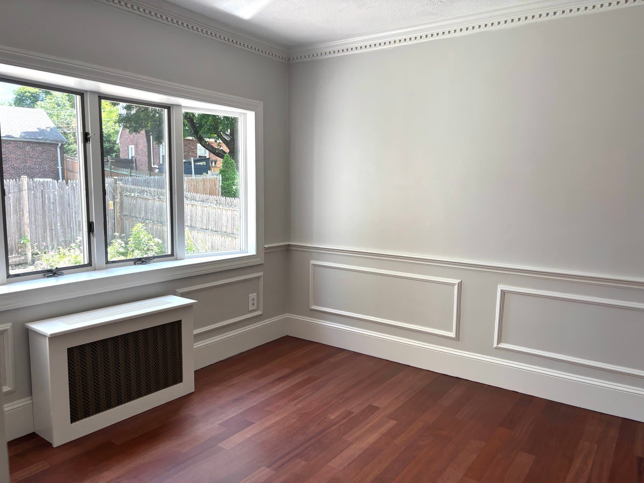 Dedham House: 20 Lower East St