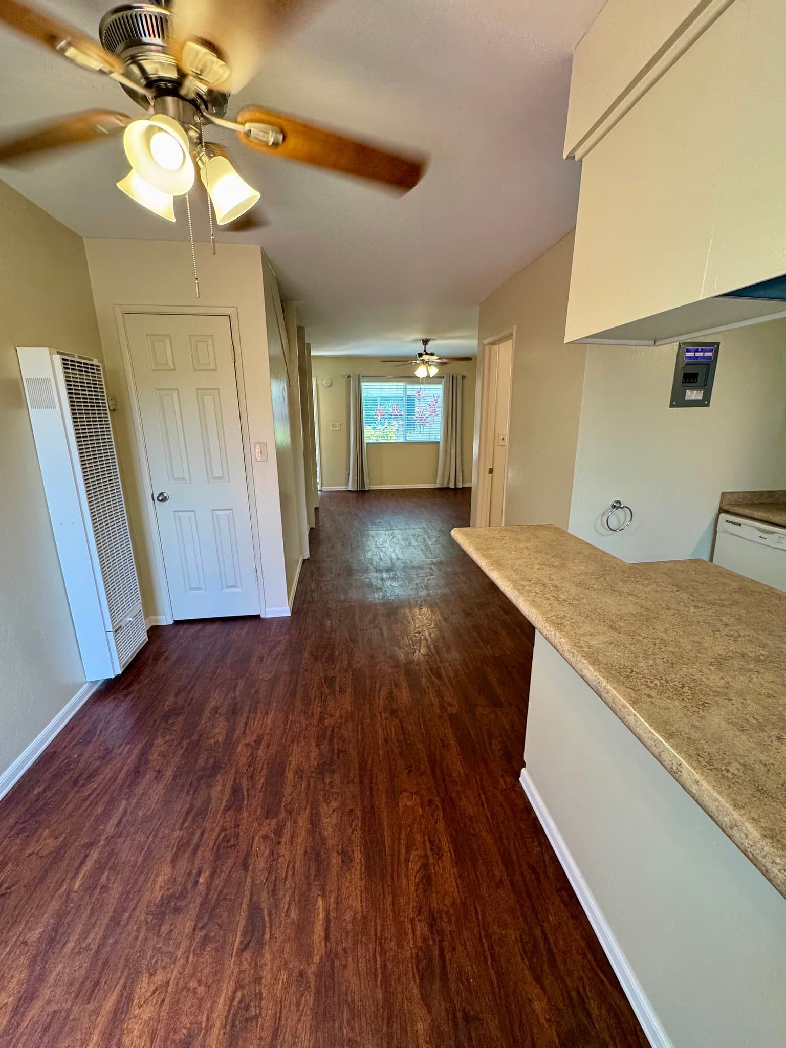 Costa Mesa Apartment: 1978 Maple Ave.