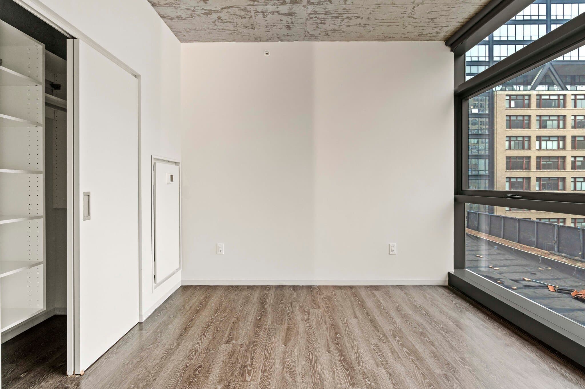 Chicago Apartment: 753 S Clark