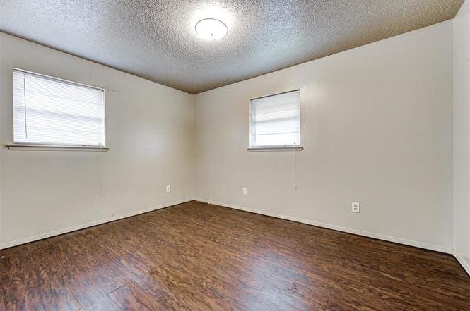 Oklahoma City House: 1001 Hampton Dr