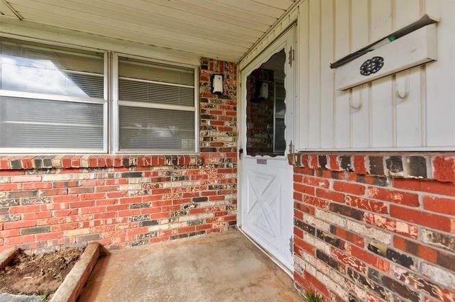 Oklahoma City House: 1001 Hampton Dr