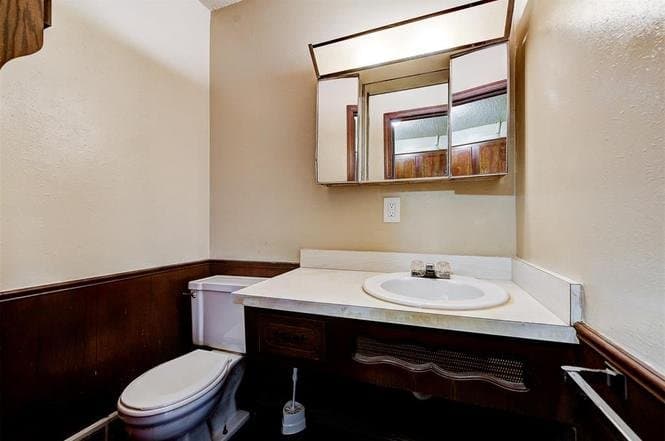 Oklahoma City House: 1001 Hampton Dr