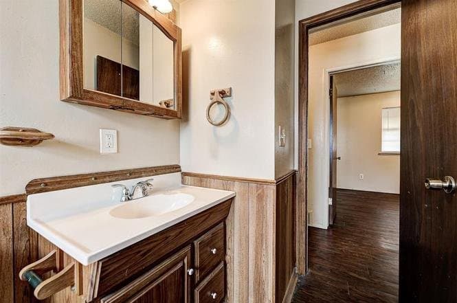 Oklahoma City House: 1001 Hampton Dr