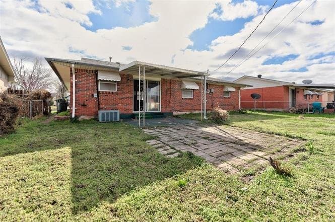 Oklahoma City House: 1001 Hampton Dr
