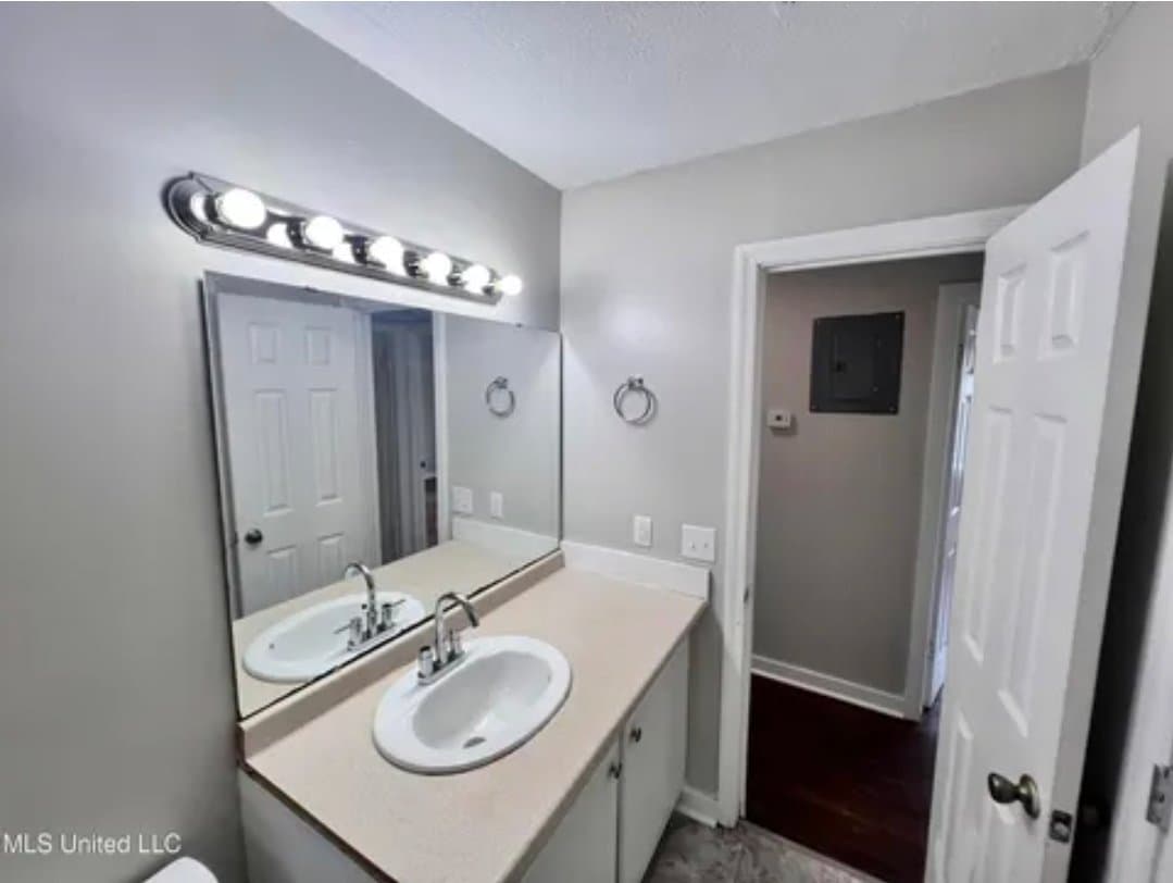 Jackson Other: 1311 Fernwood Dr